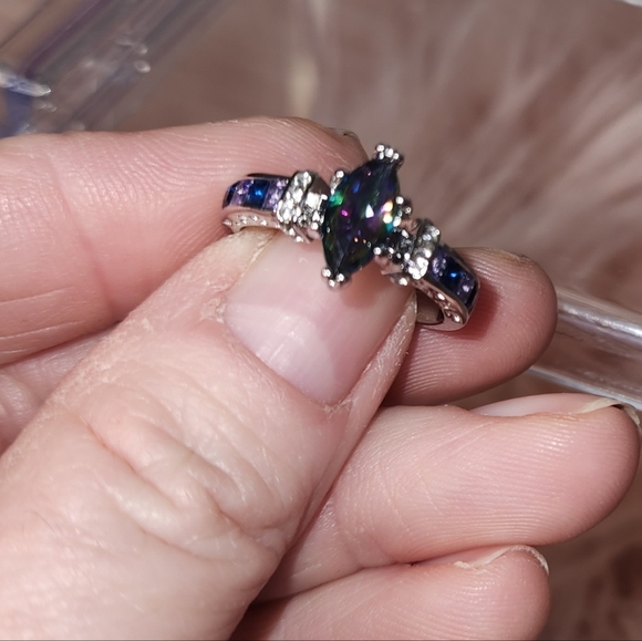 Fire Topaz inspired marquis ring. BEAUTIFUL SIZE 7 (Y21) - Picture 3 of 5